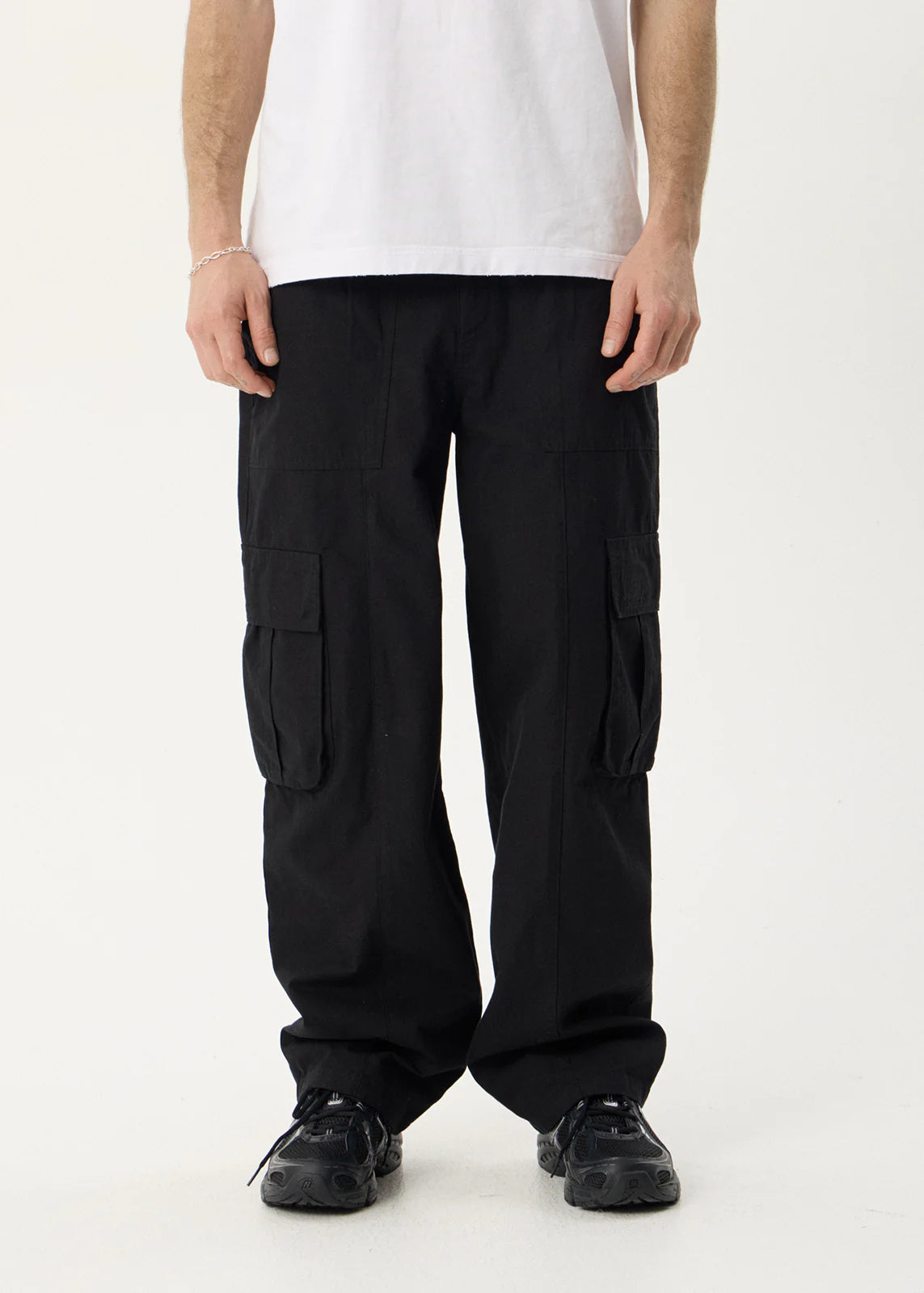AFENDS Mens Summit - Pleated Cargo Pant - Black