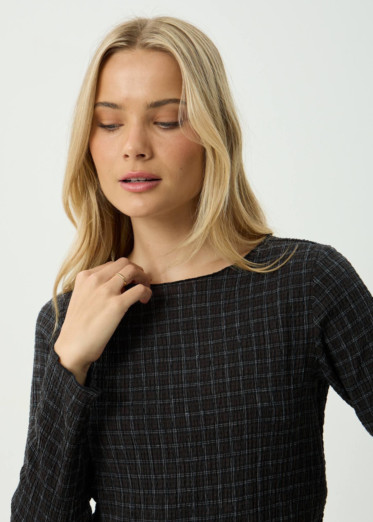 AFENDS Womens Focus - Seersucker Long Sleeve Top - Black Check