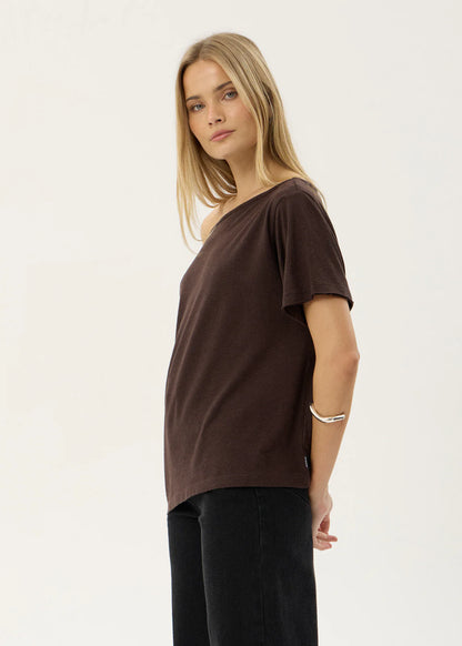 AFENDS Womens Sabina - Off Shoulder Tee - Coffee