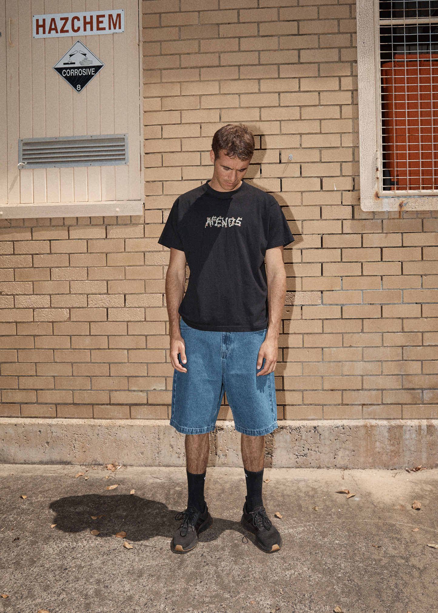 AFENDS Mens Daisy Chain - Boxy Tee - Black