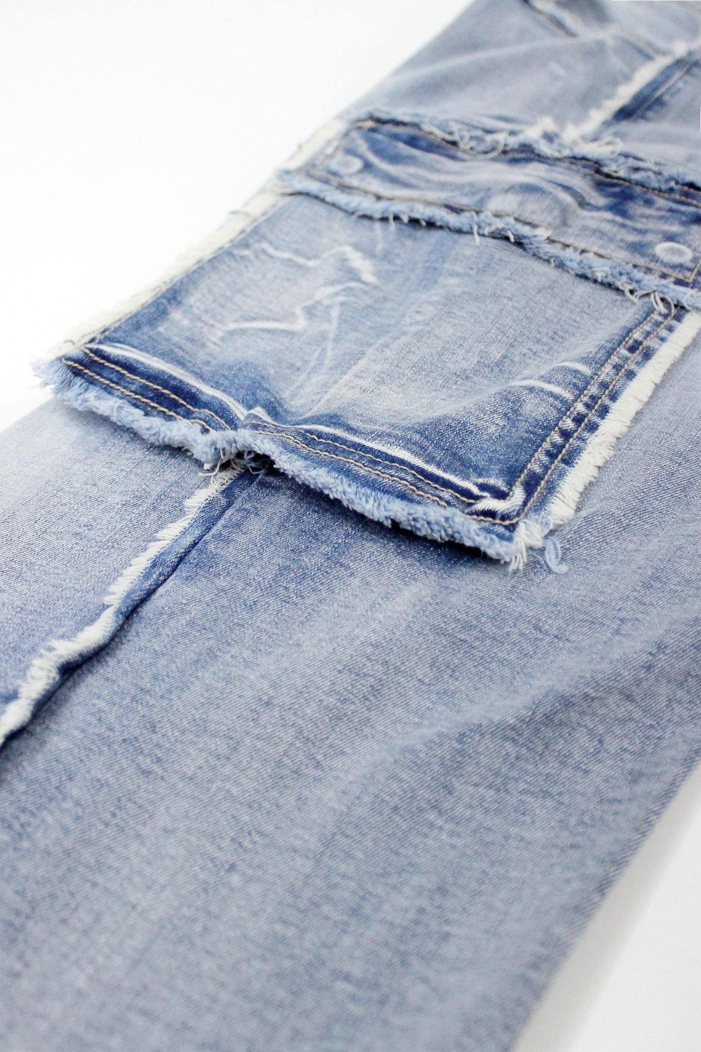 Men's Loose Fit Raw Edge Cargo Jeans