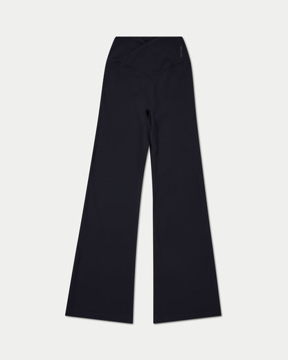 Womens Essential Flared Legging