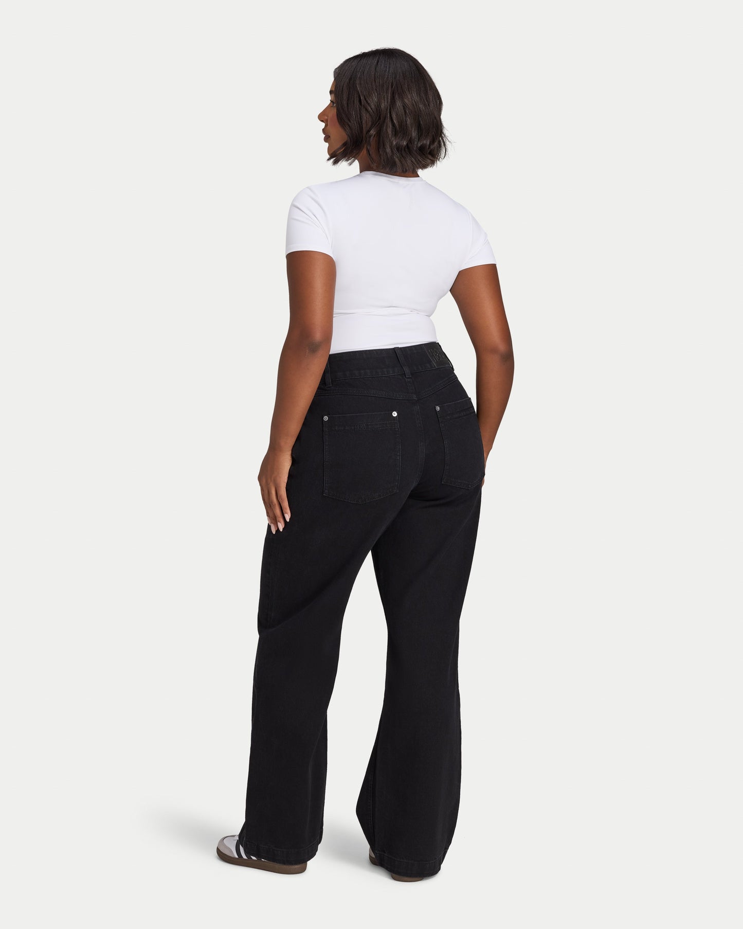 Womens Straight Leg Jean