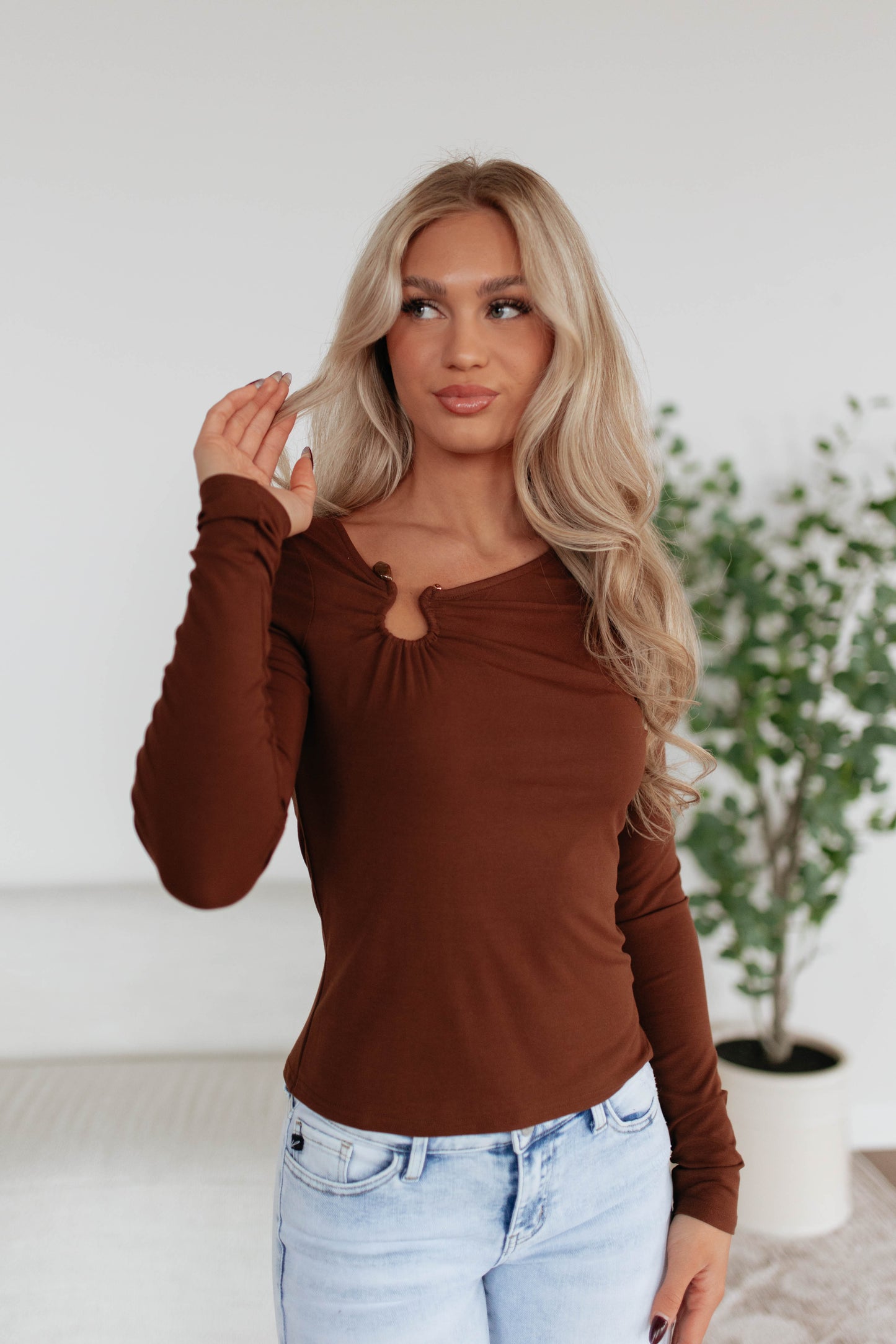 Turning Heads Top