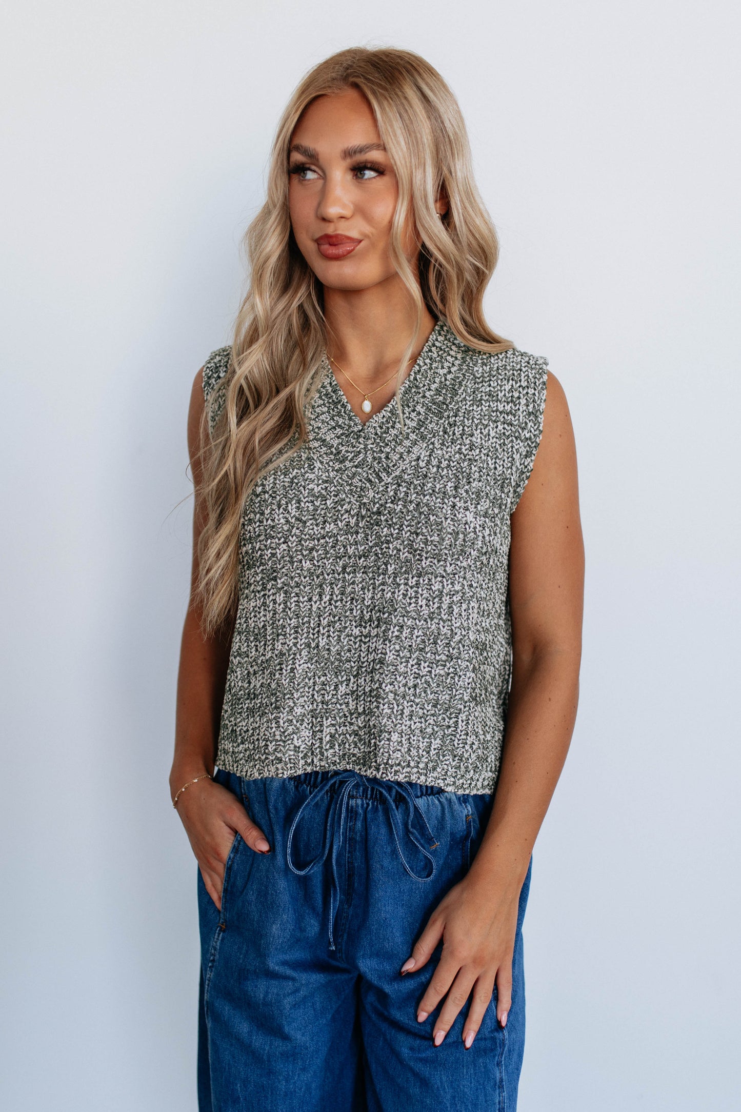 Simora Sweater Vest
