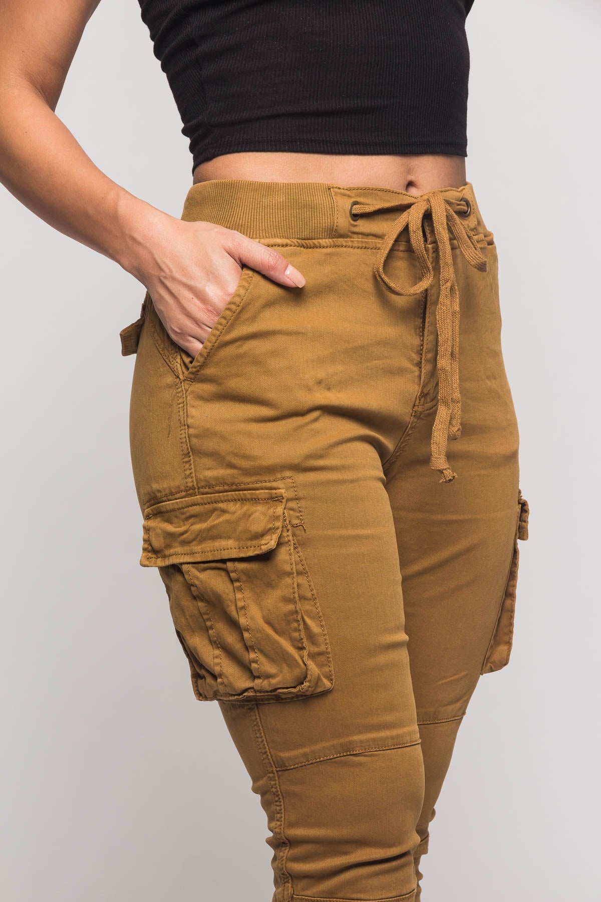 Women's Essential Colored Cargo Joggers