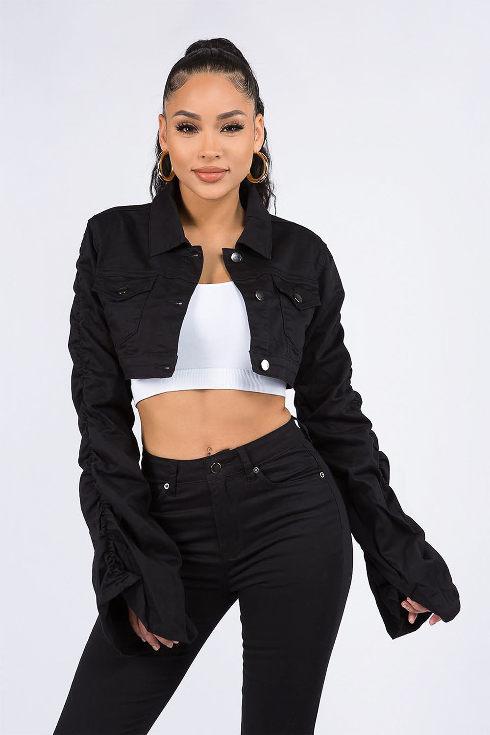Women's Scrunched Bungee Sleeve Cropped Denim Jacket