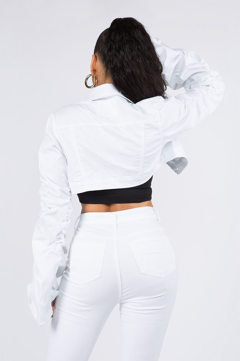 Women's Scrunched Bungee Sleeve Cropped Denim Jacket