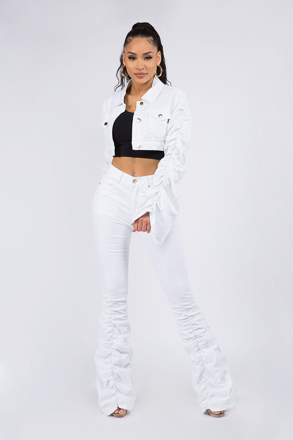 Women's Scrunched Bungee Sleeve Cropped Denim Jacket