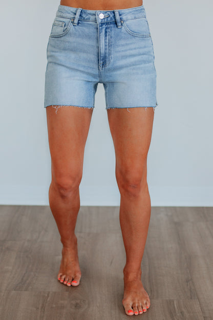 Tinley Risen Shorts - Light Wash