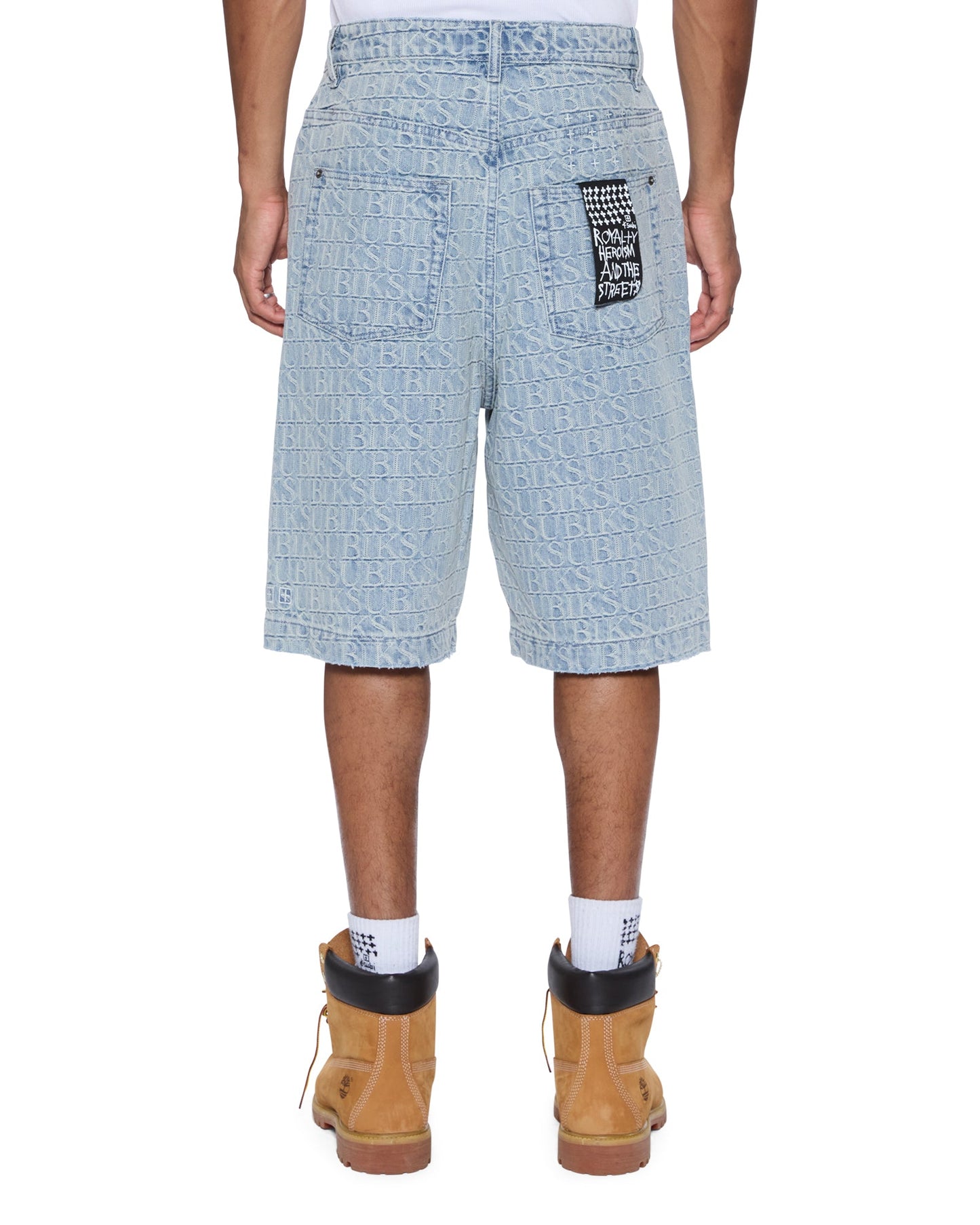 MAXX SHORT TILE