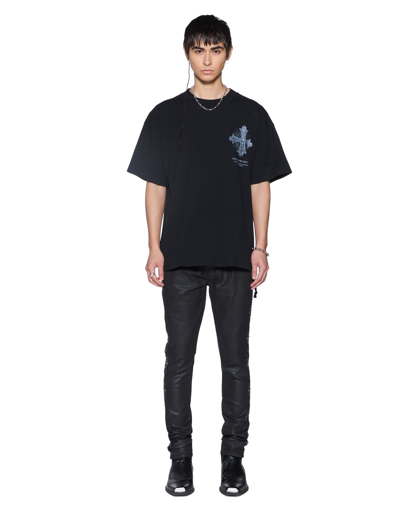 FALSE IDOLS EKCESS SS TEE JET BLACK