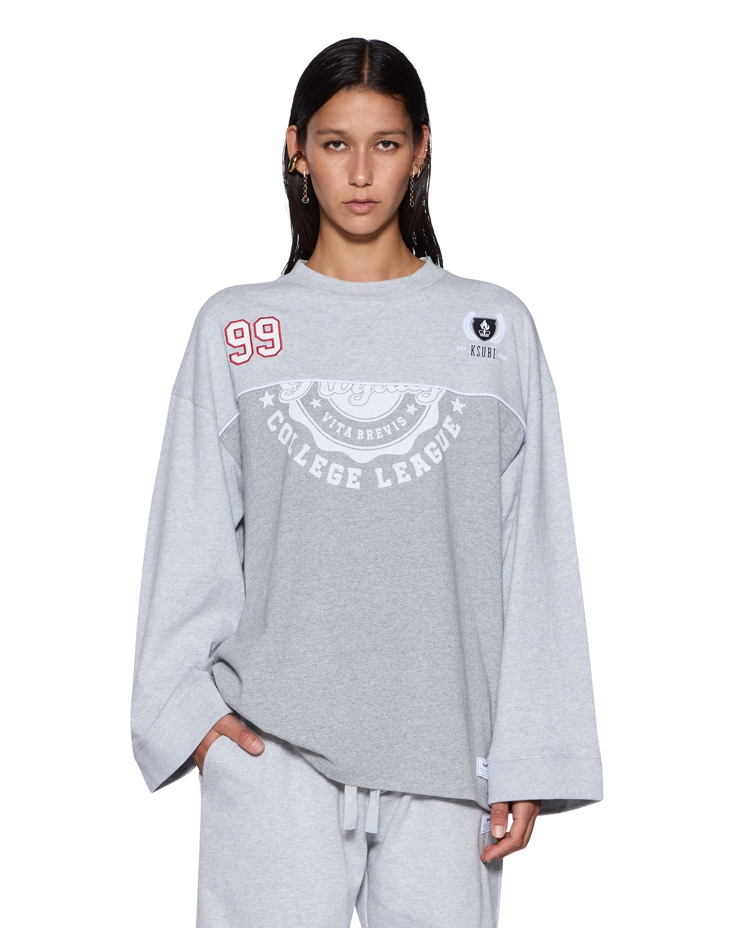 VARSITY BOYFRIEND LS TEE GREY